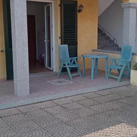 Mora Vacanze Apartment *